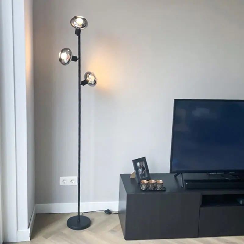 Design Stehlampe Skip, schwarz, Glas, Mit Schalter Garantierte Lieferung