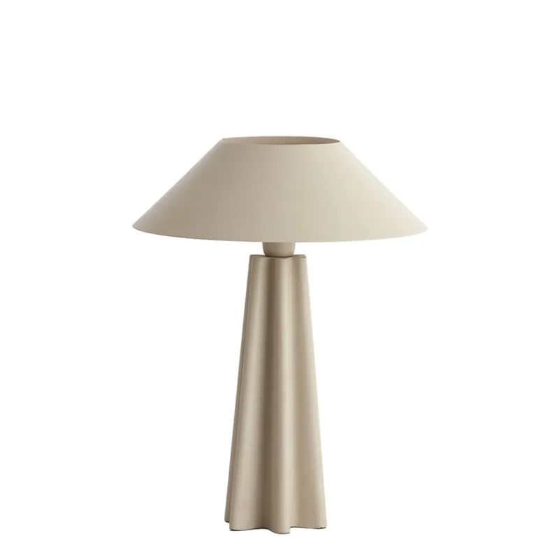 Beige Tischlampe mit konischem Design Light & Living Cukai Finale Aktion