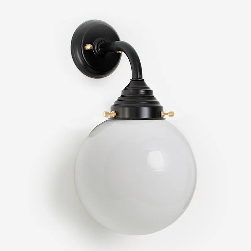 Bestpreis Wandleuchte mit mundgeblasenem Kugelglas Ø 20 cm